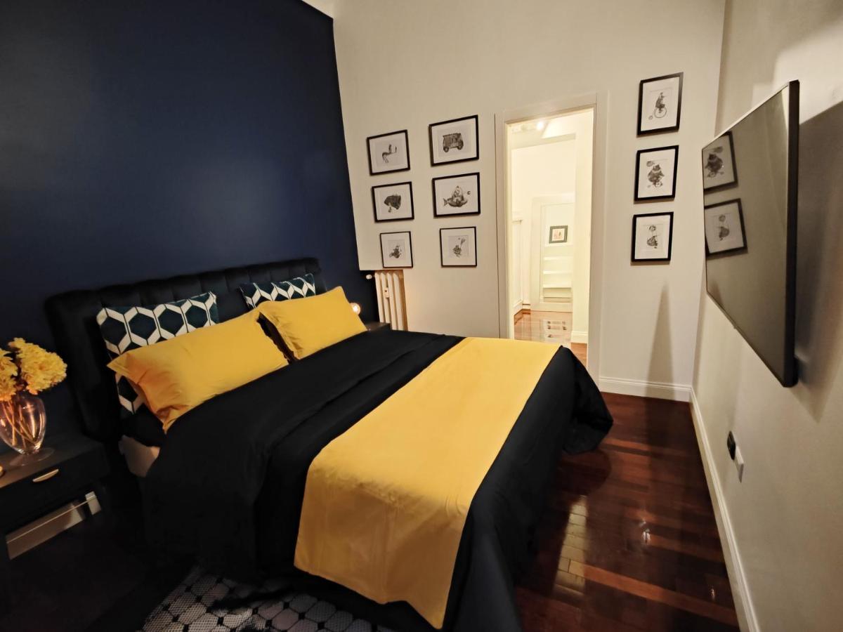 Designed Pop 2 Bedrooms, 2 Baths In Center - Wifi, Ac, Steps From Subway M1 And M2, Station And Airport Connected Lejlighed