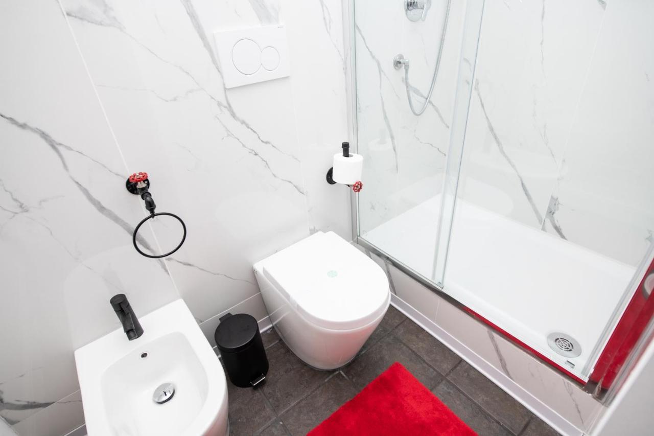 Appartamento ! Industrial ! Wifi - Metro 5 Minuti - Caminetto
