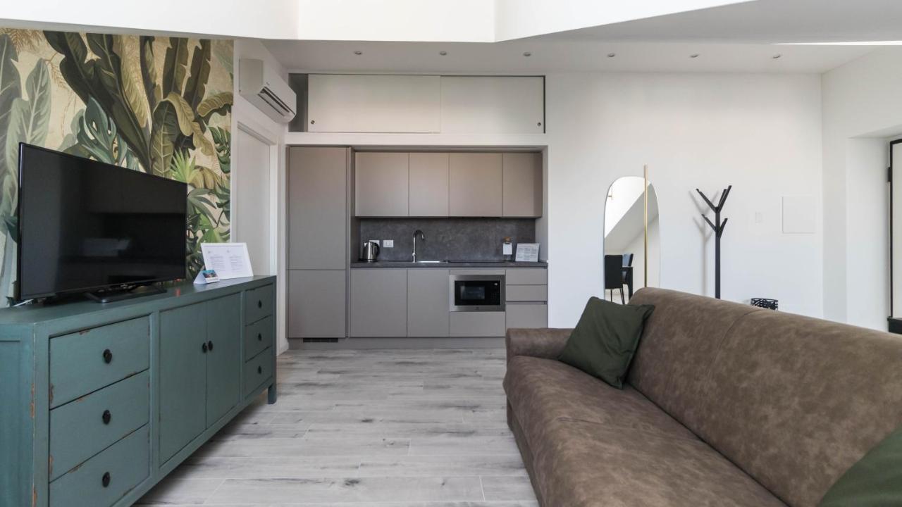 Italianway - Commenda 35 * Milano