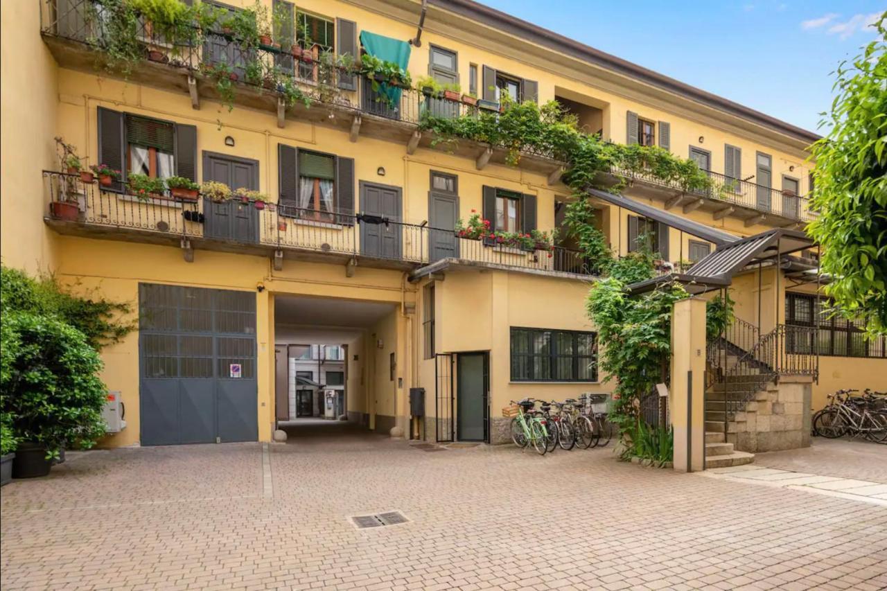 Modern Loft In Porta Venezia-hosted By Sweetstay Milaan