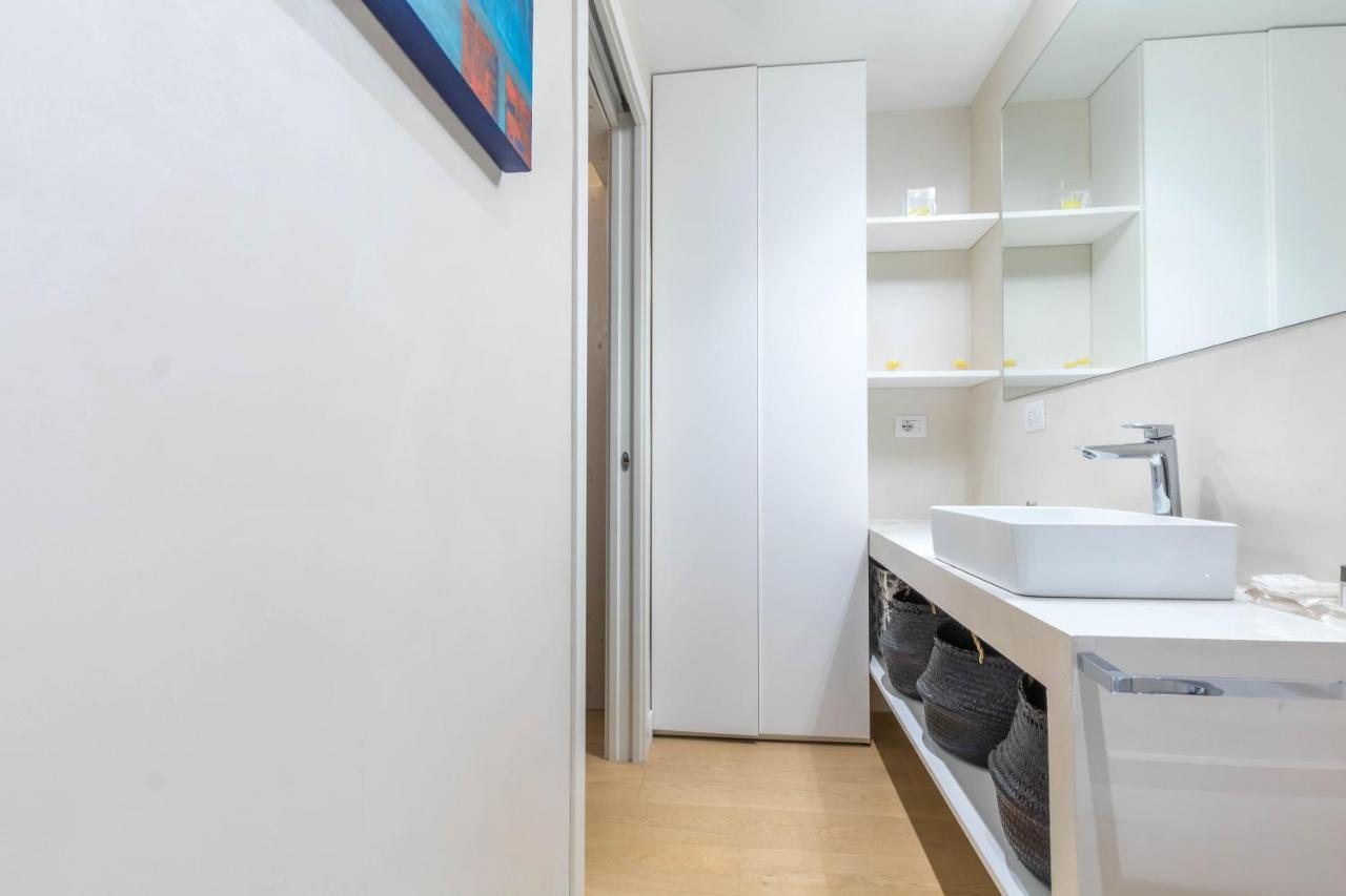 Leilighet Altido Gorgeous Loft For 4 Near Arco Della Pace *