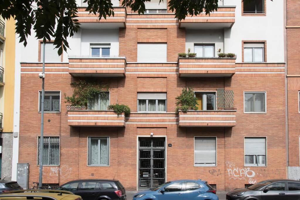 Apartment Youhosty - Napoli 4 *