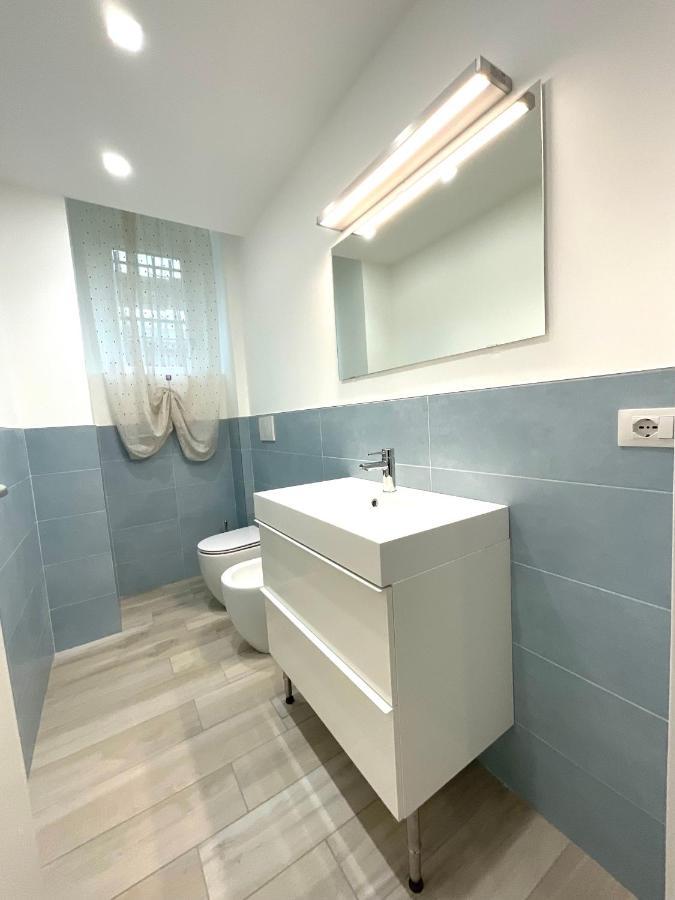 Viale Lunigiana Big * Mailand