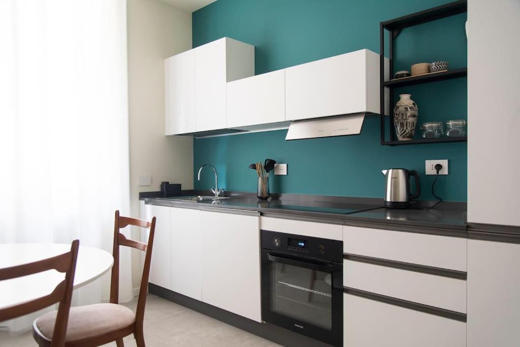 Youhosty - Napoli 4 Apartment *