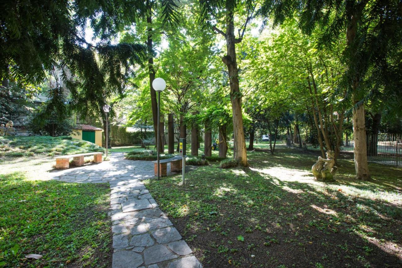 Easylife - Spazioso E Tranquillo Trilocale In Porta Romana Apartment *