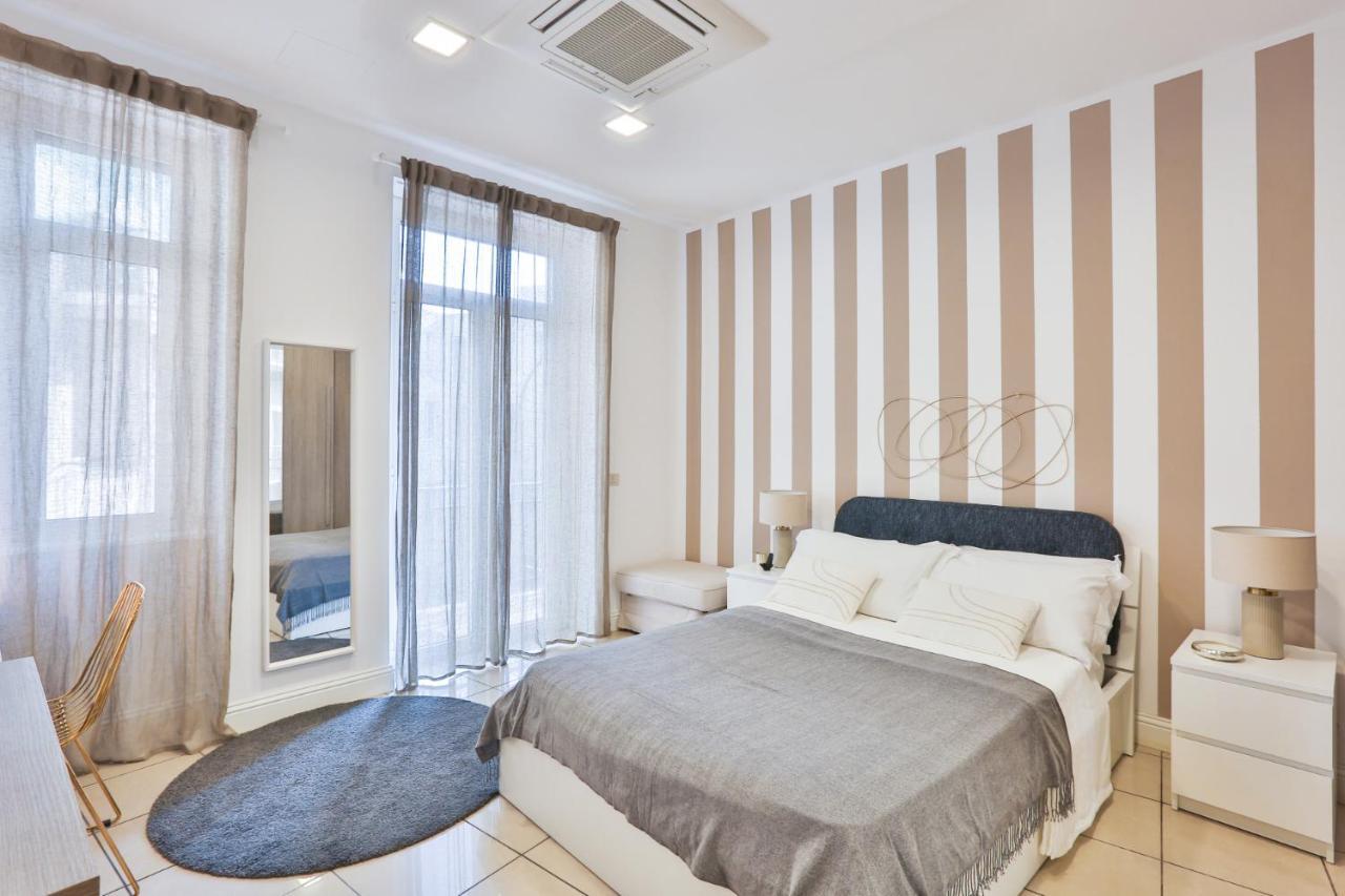 Easylife - Elegante E Rifinito Vista Duomo In Piazza San Babila Milano