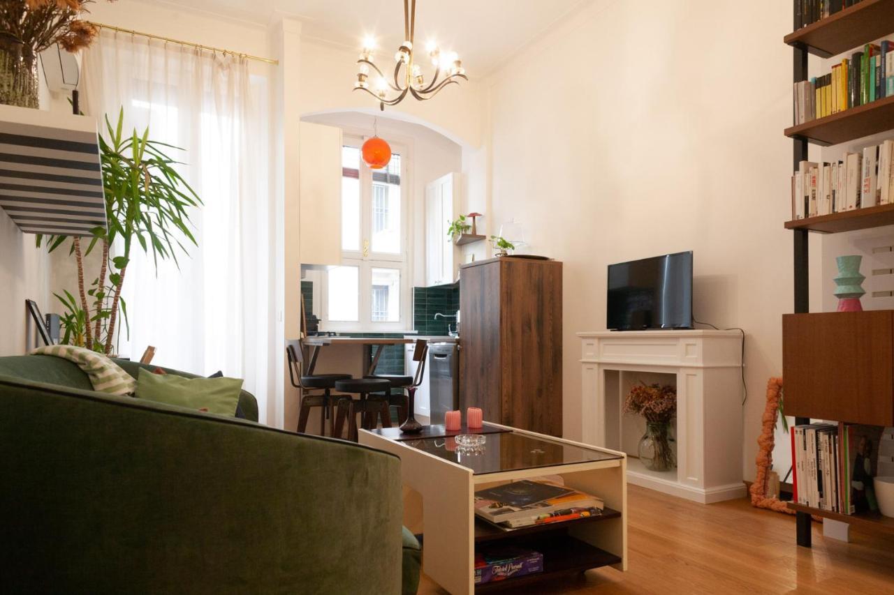Apartment Uberti 31 - Di Charme In Palazzo D'epoca *