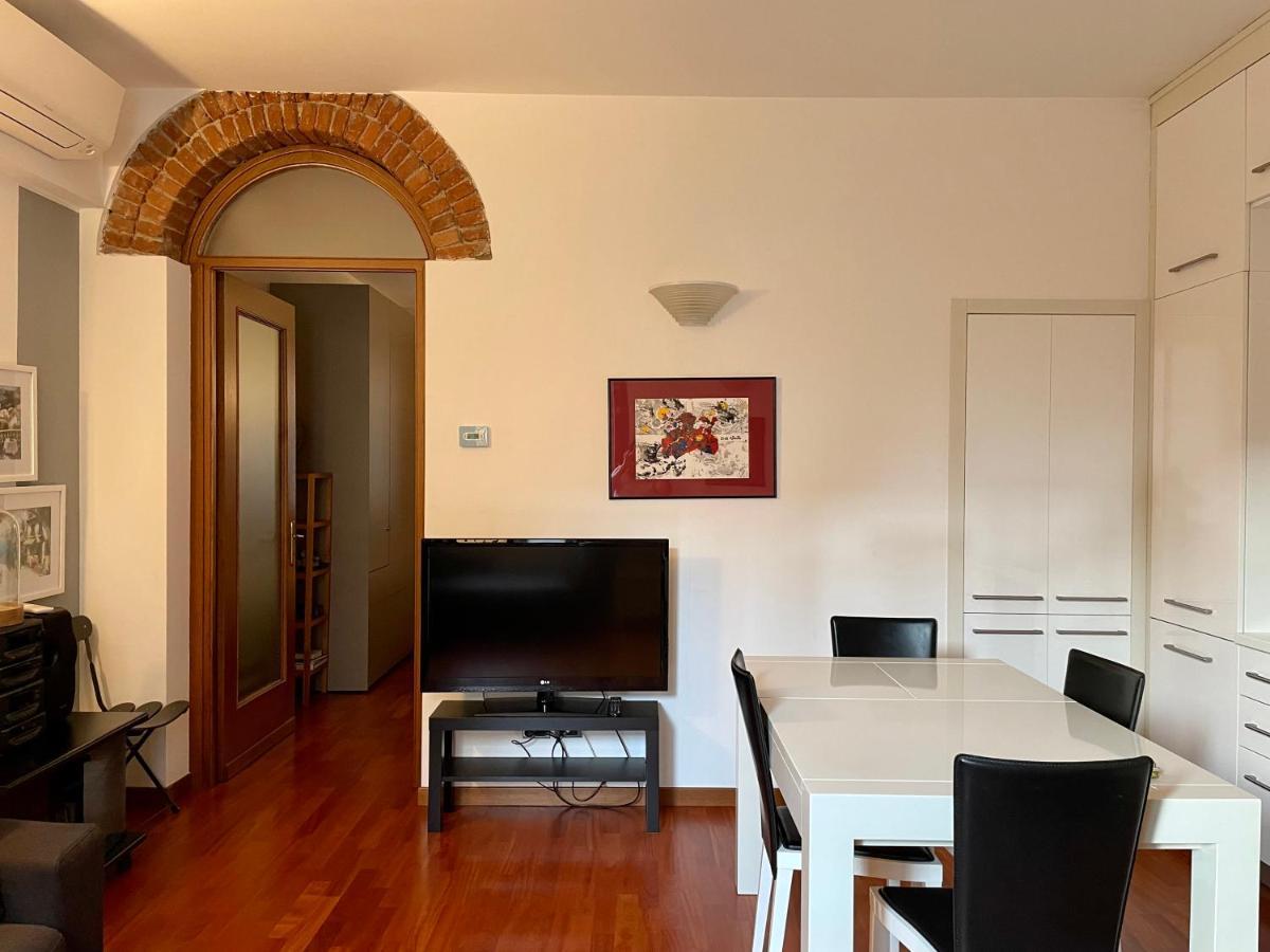 La Casa Di Ringhiera In Sarpi-sempione-moscova * Milaan
