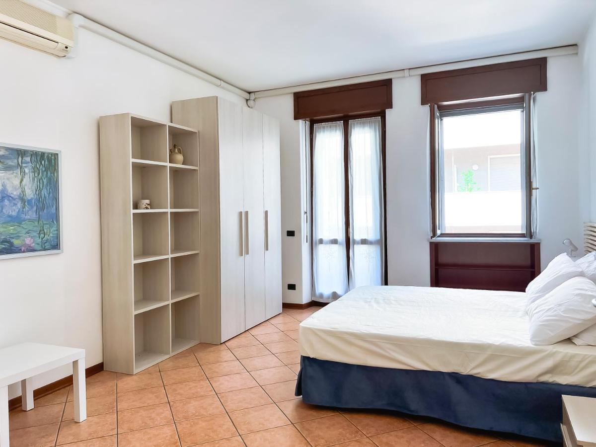 Amply Lit Harmony Via Brocchi Appartement