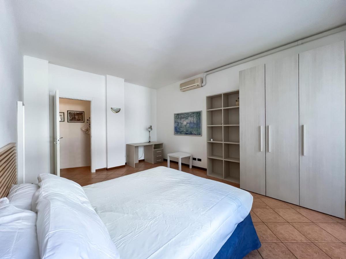 Amply Lit Harmony Via Brocchi Appartement *