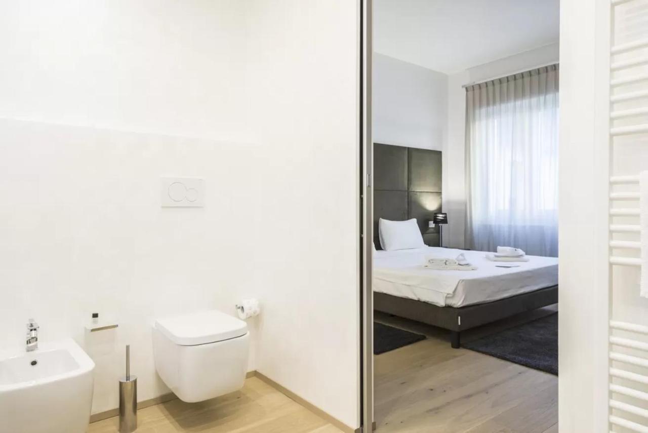 Italianway - Vittorio Emanuele 15 * Mailand