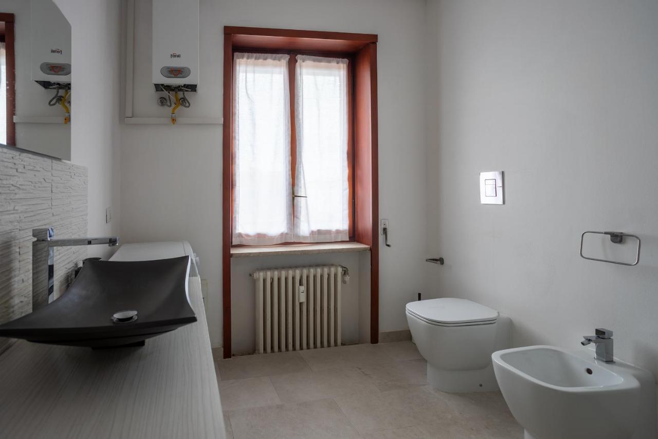 Free Parkinga Due Passi Da Navigli Con Balcone Lejlighed