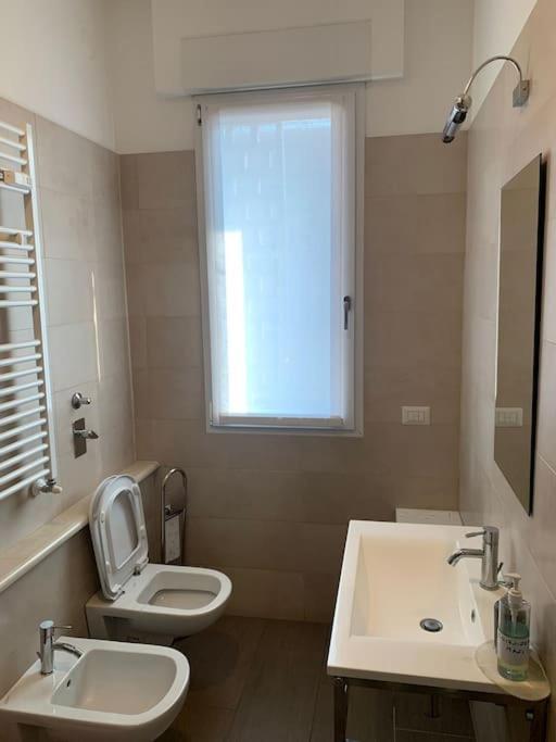 Cozy 1-room In Giambellino Milaan