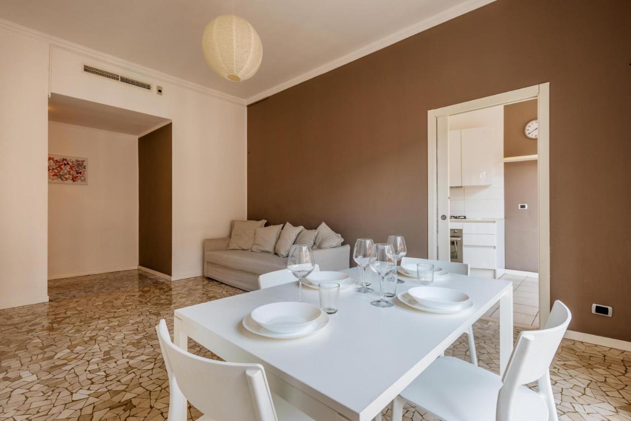 Spacious And Elegant House In Brera By Easylife * Mailand