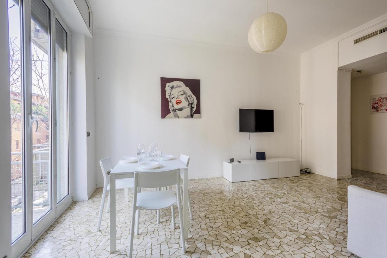 Spacious And Elegant House In Brera By Easylife *
