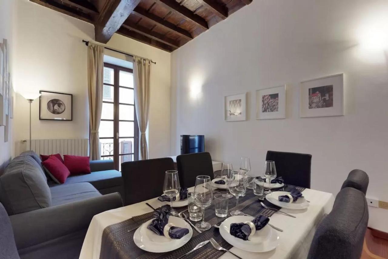 Italianway - Borgospesso 14 *