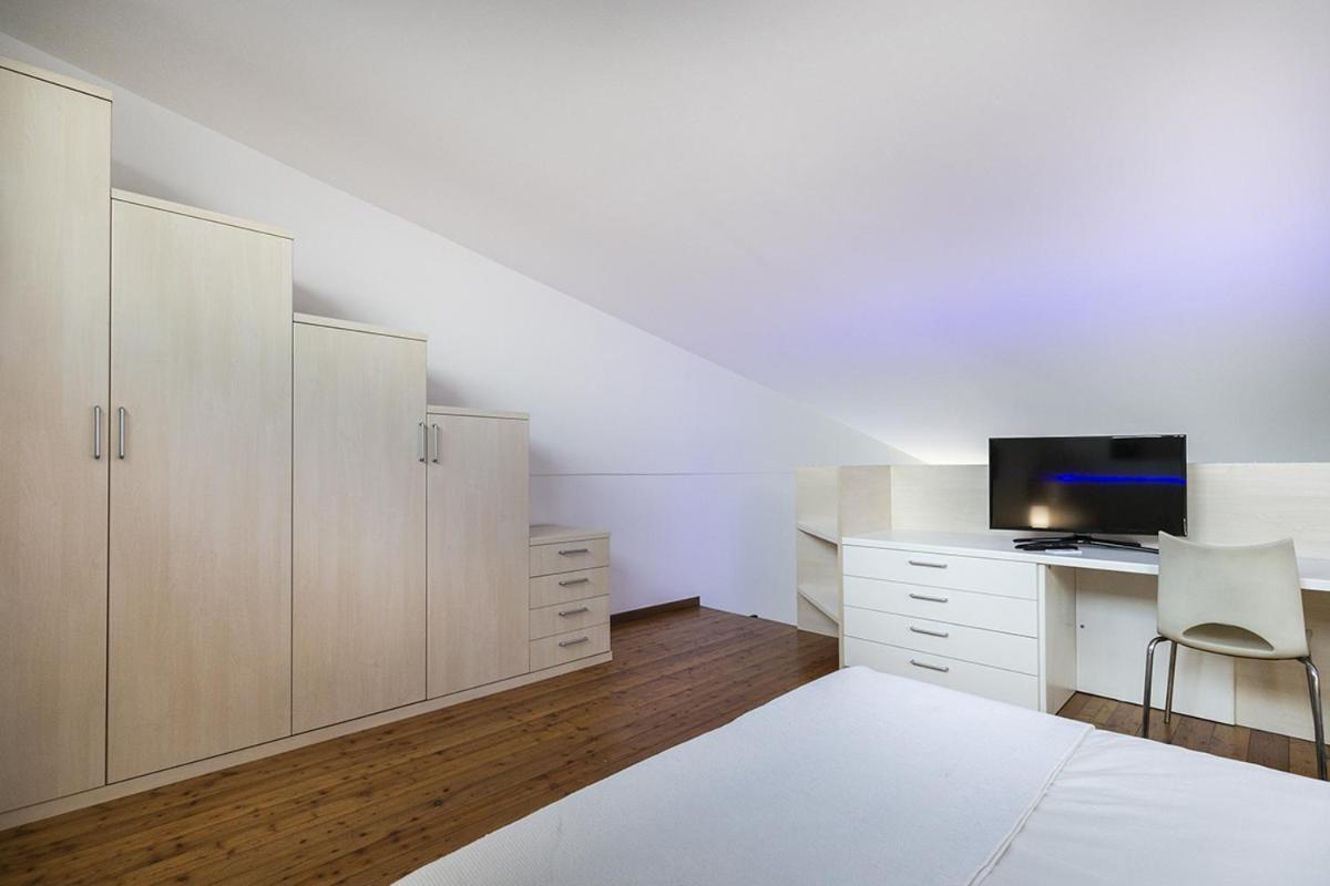 Urban Loft 21 Apartment *