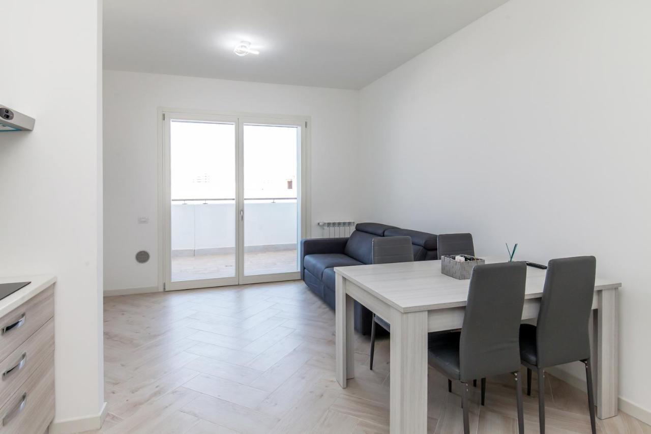 12° Piano Torre Diamante - 67 Apartment *