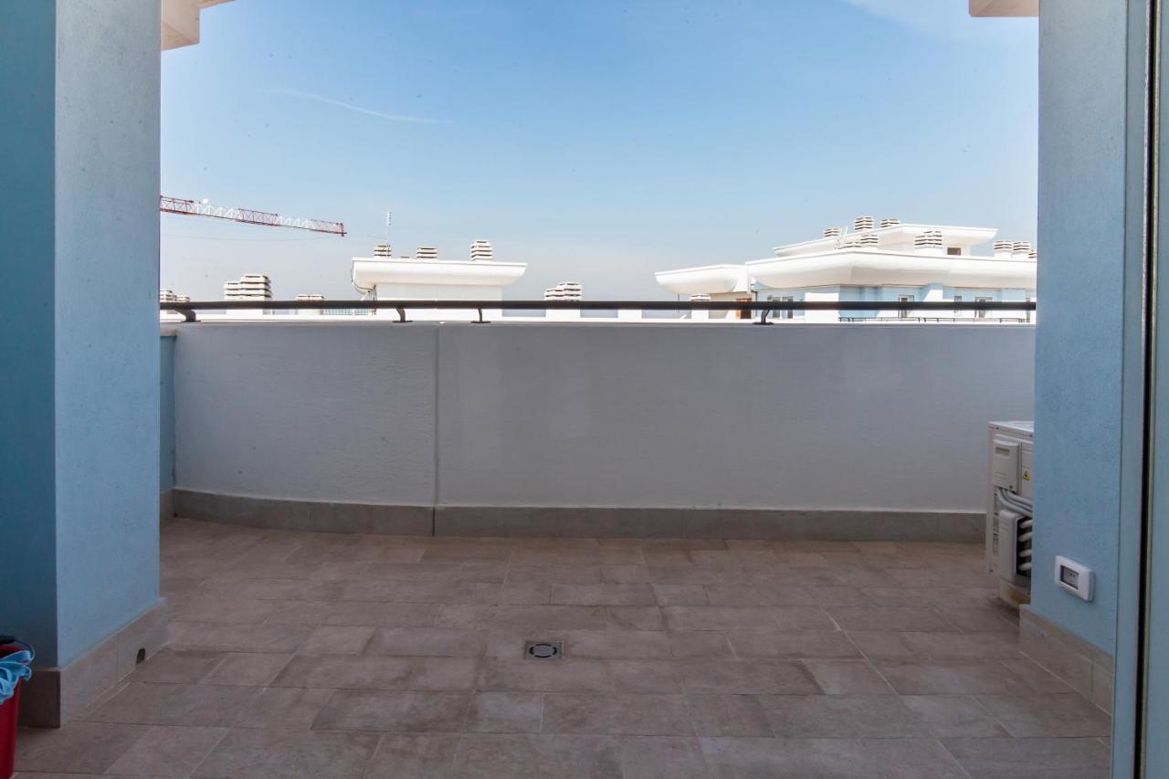 12° Piano Torre Diamante - 67 Apartment *