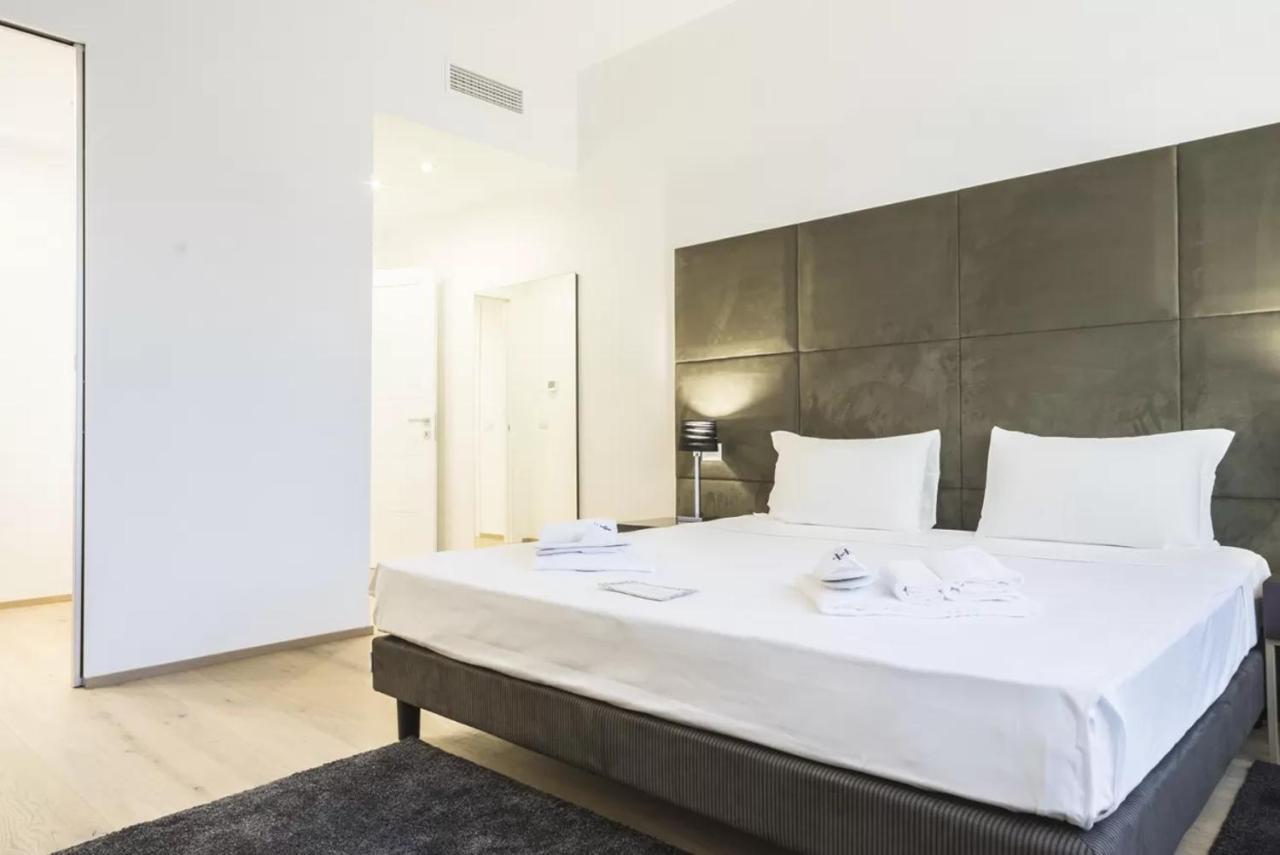 Italianway - Vittorio Emanuele 15 *