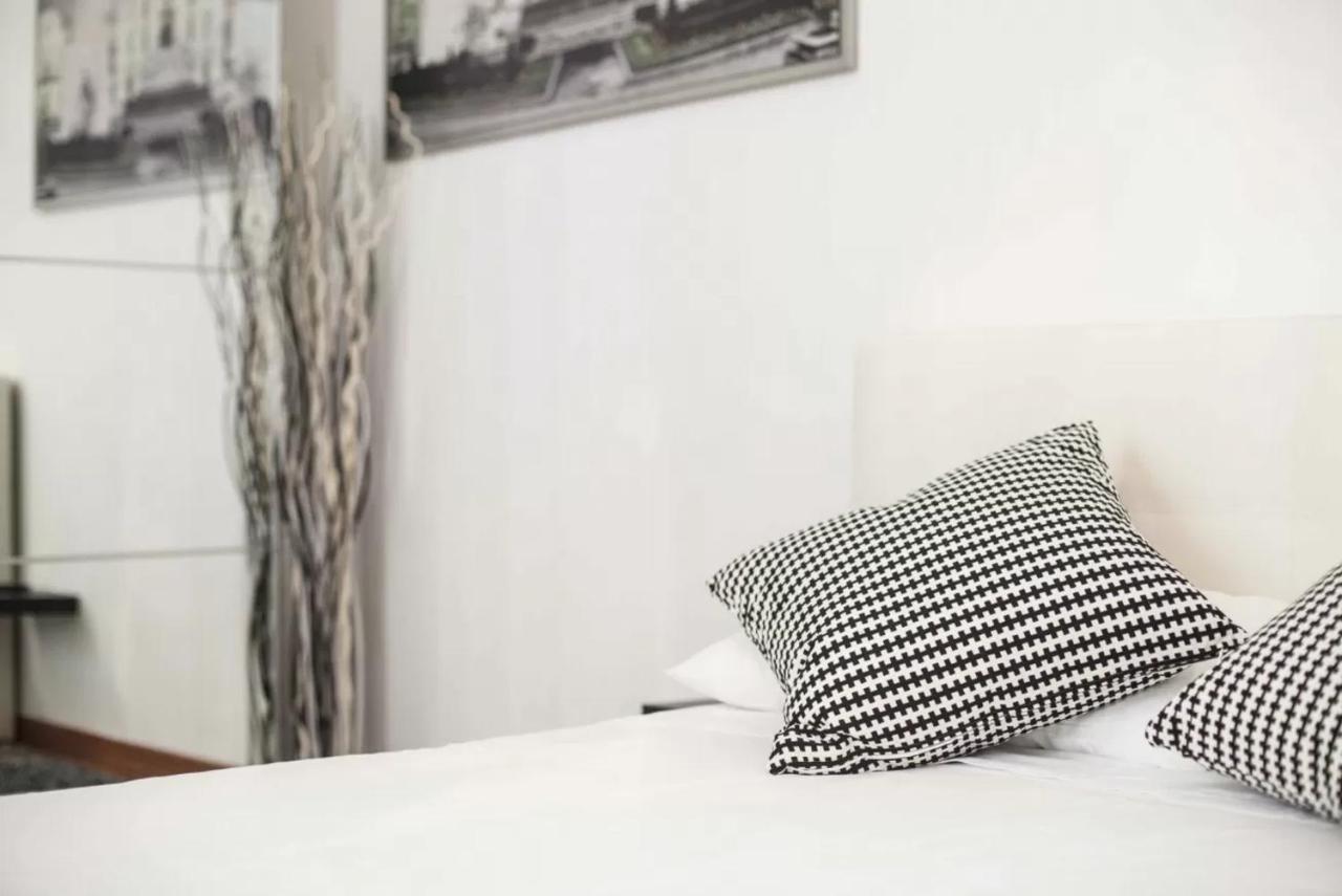 Apartment Torino 23 *