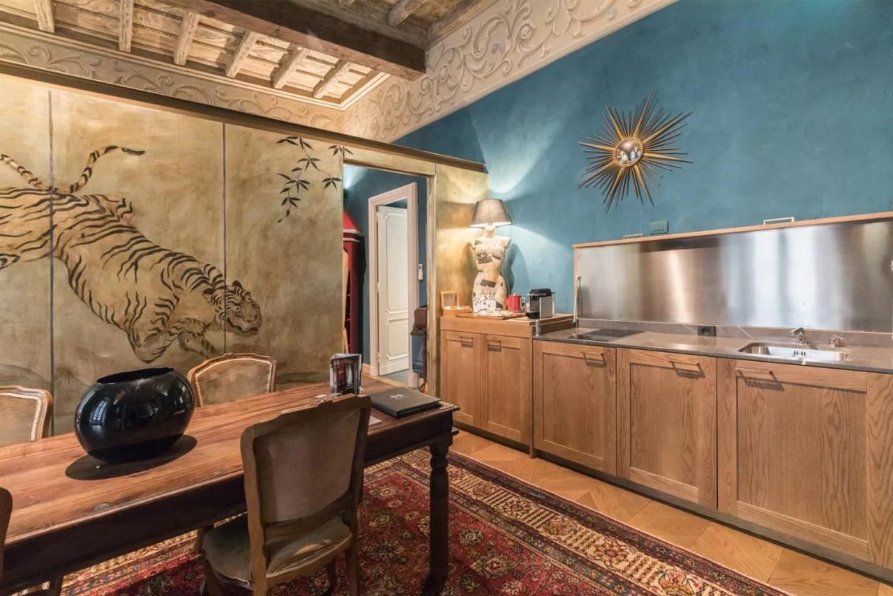 Italianway - Borgonuovo 12 Milaan