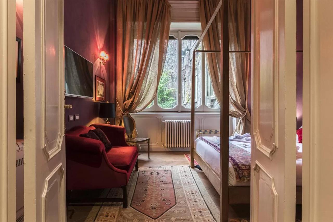 Italianway - Borgonuovo 12 Milaan