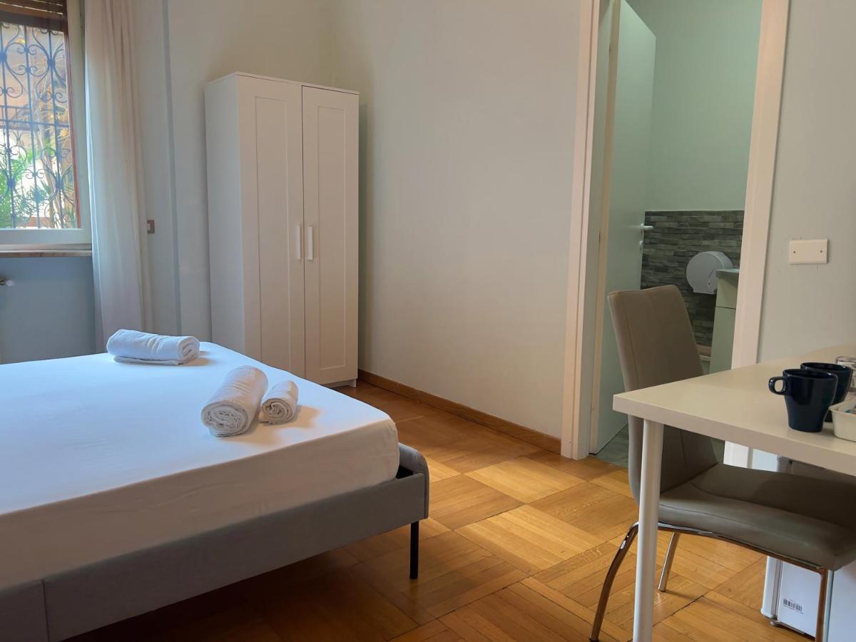 Bed & Breakfast Appartme Seveso 40 *