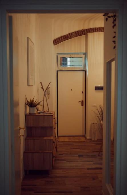 Casa Navi - Typical House By Navigli