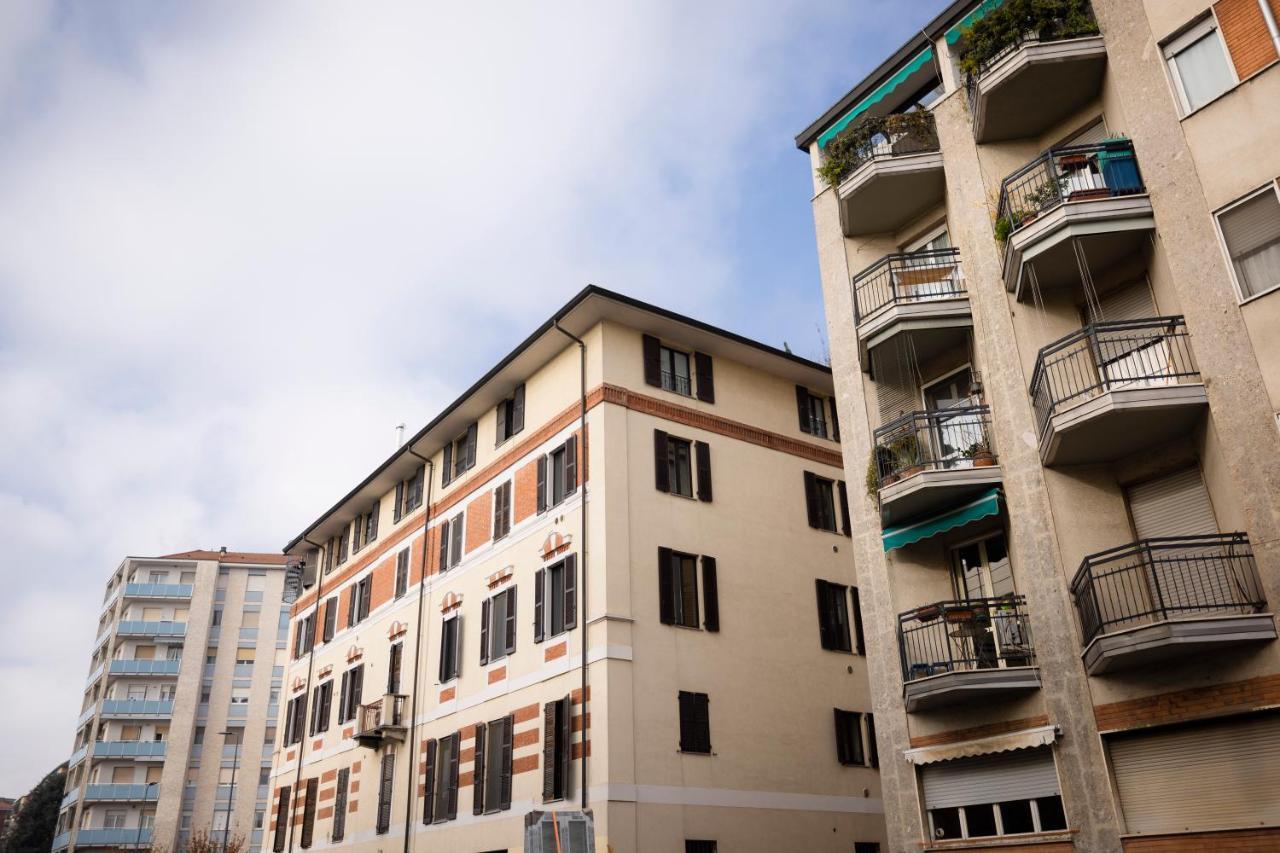 Ampio Bilocale In Zona Navigli/romolo * Milano