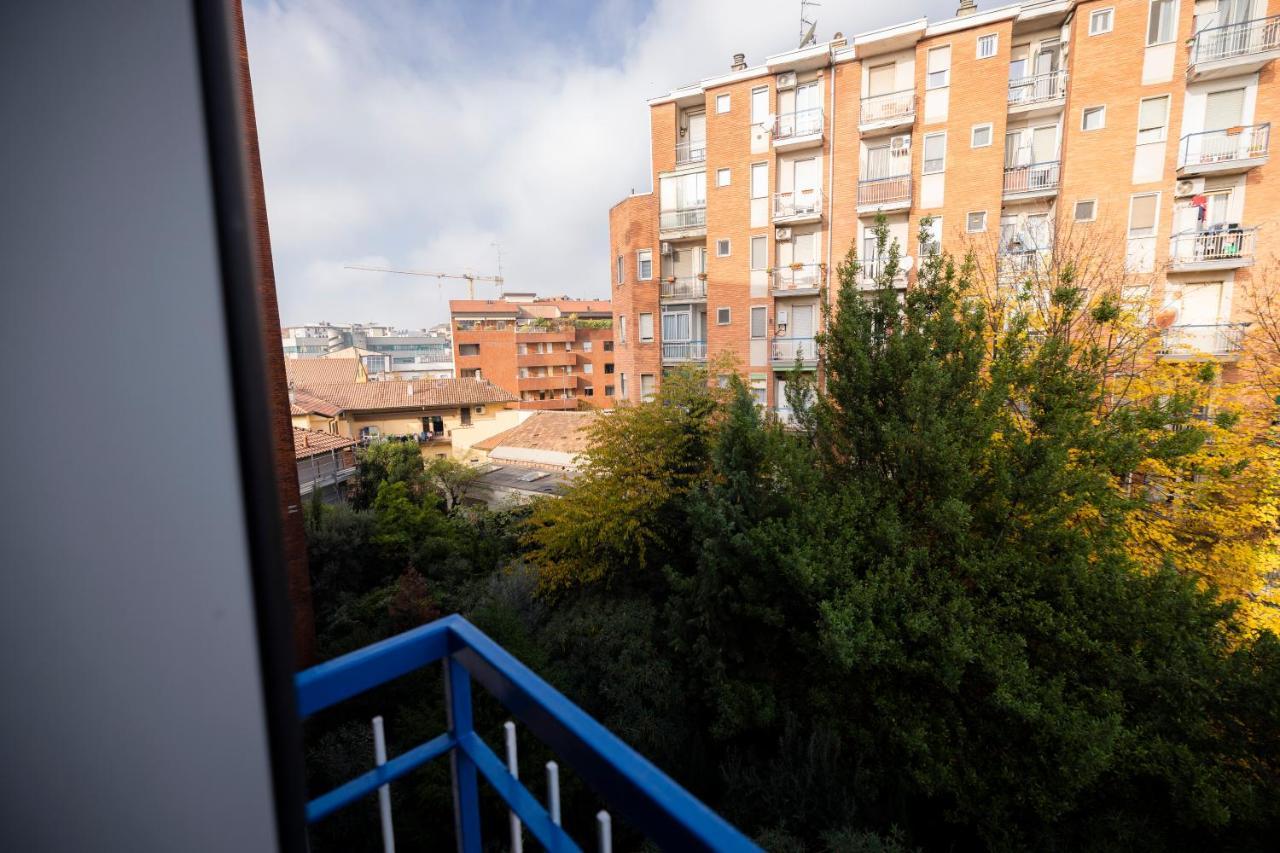 Ampio Bilocale In Zona Navigli/romolo * Milano