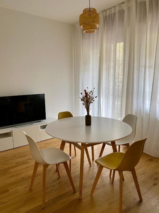 Brand New Flat Ready To Welcome You To Milan! Apartment Mailand