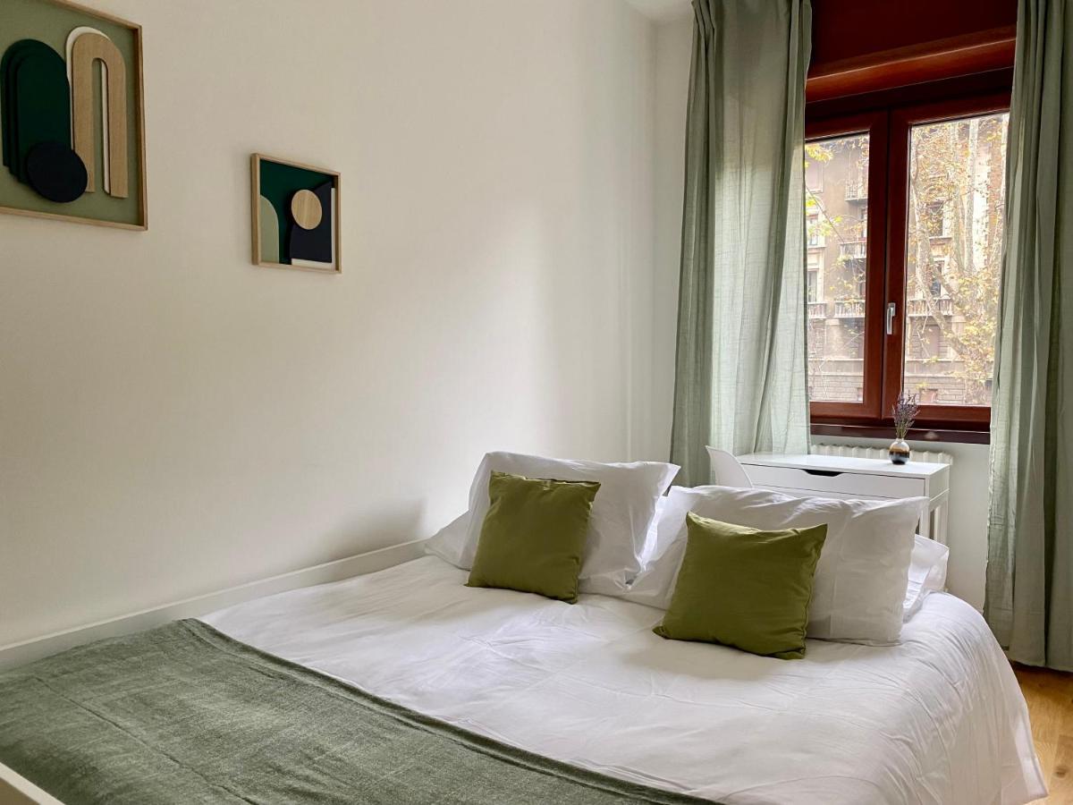 Brand New Flat Ready To Welcome You To Milan! * Mailand