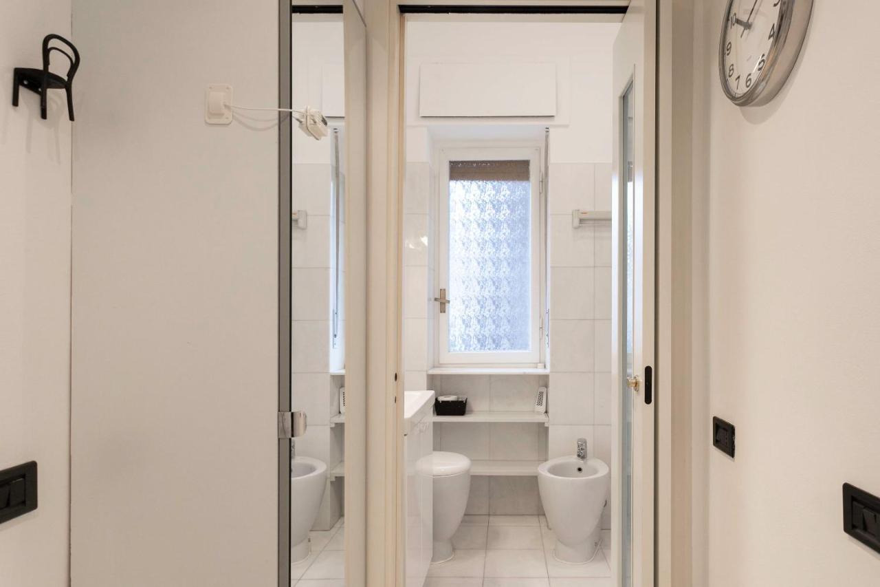 Luna Homes - In Corso Sempione Apartment Milan