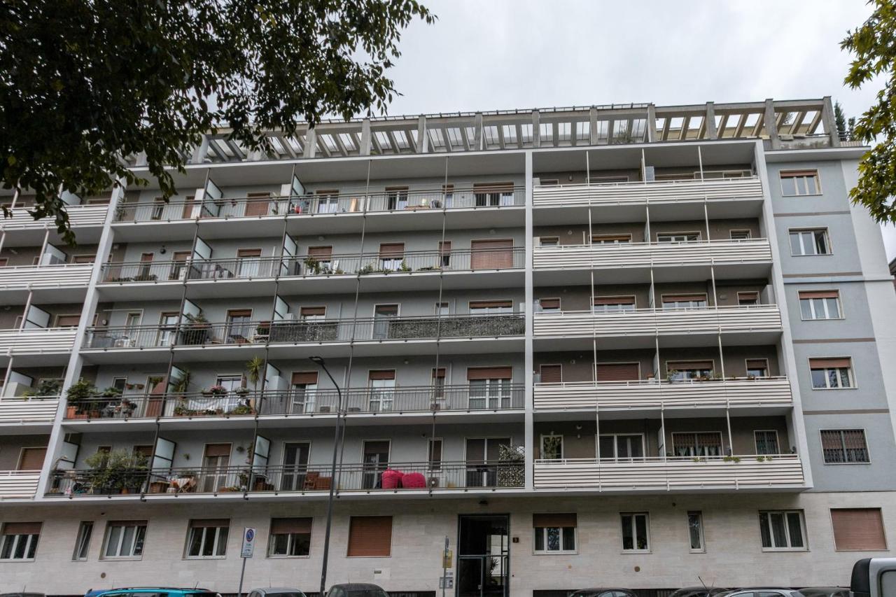 Luna Homes - In Corso Sempione * Milan