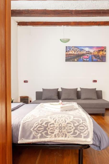 Apartment Bomboniera Nel Cuore Di Navigli *