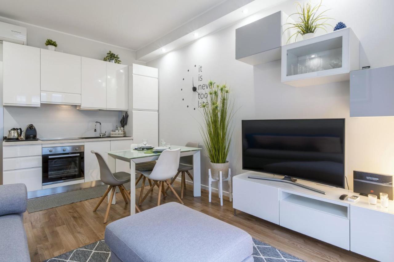 Apartment Easylife - Moderno E Fresco Trilocale In Uno Dei Piu Moderni Della Citta Gioia-porta Nuova