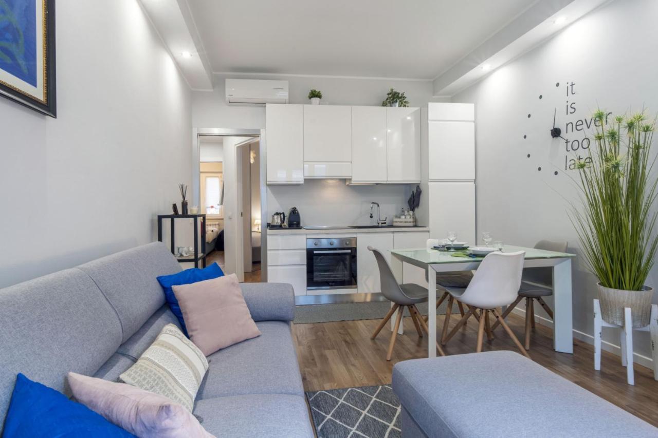 Easylife - Moderno E Fresco Trilocale In Uno Dei Piu Moderni Della Citta Gioia-porta Nuova *