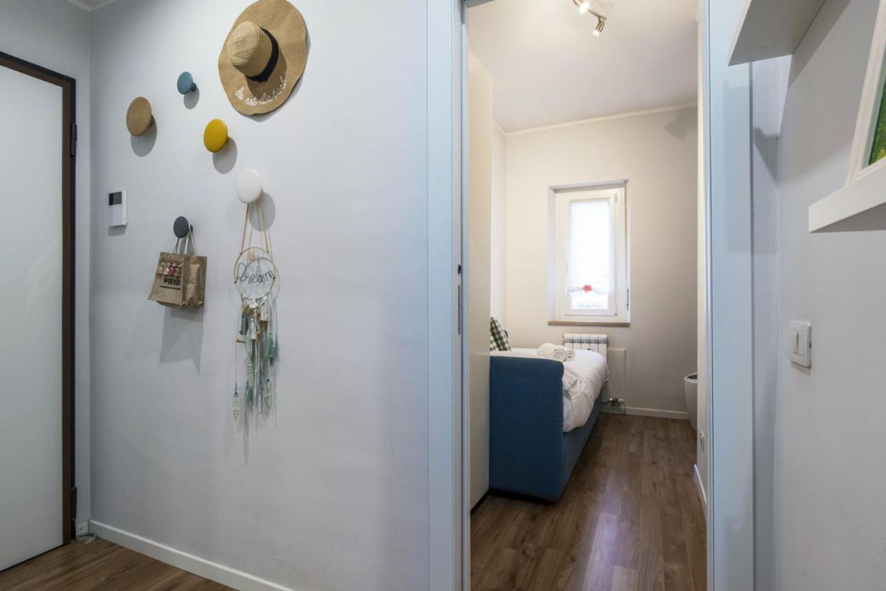 Easylife - Moderno E Fresco Trilocale In Uno Dei Piu Moderni Della Citta Gioia-porta Nuova Apartment *