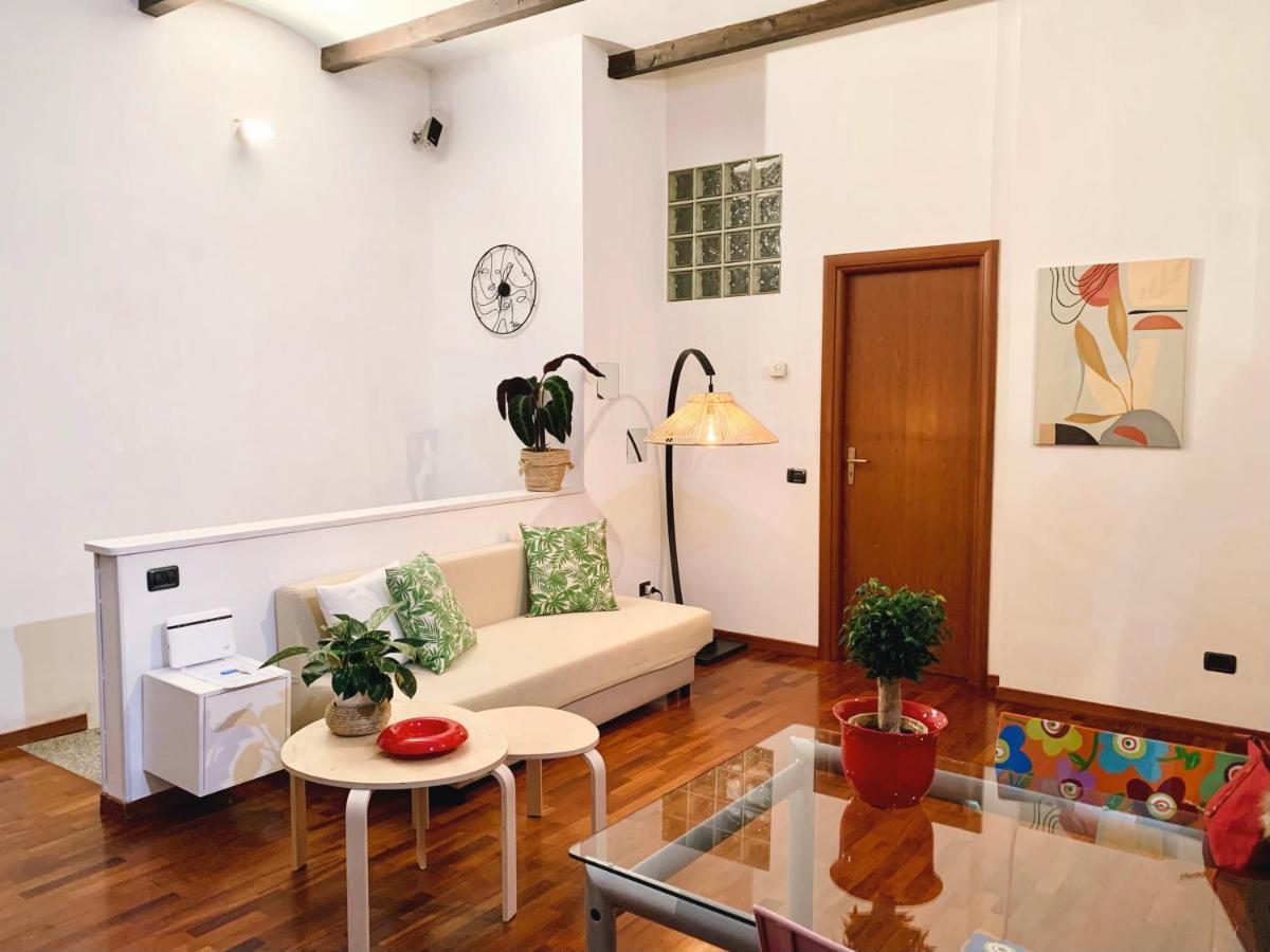 Comodo Loft Centrale - Pt Venezia Apartment