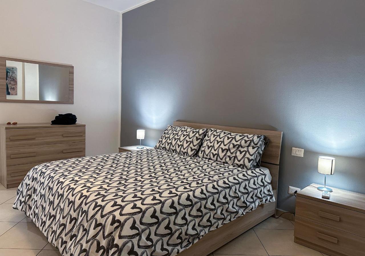 Lejlighed Modern Cenisio - Self Check-in & Parking Milano