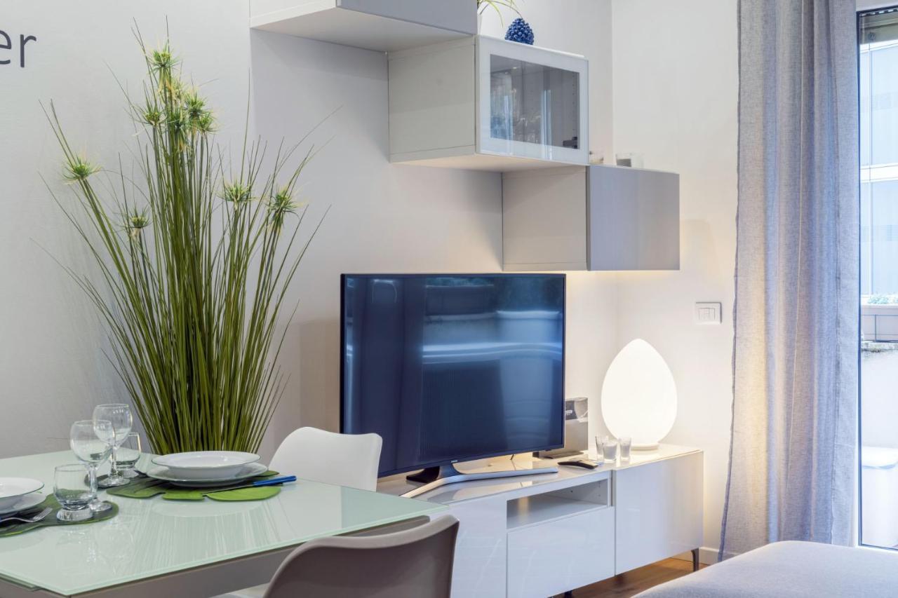 Easylife - Moderno E Fresco Trilocale In Uno Dei Piu Moderni Della Citta Gioia-porta Nuova Apartment Mailand