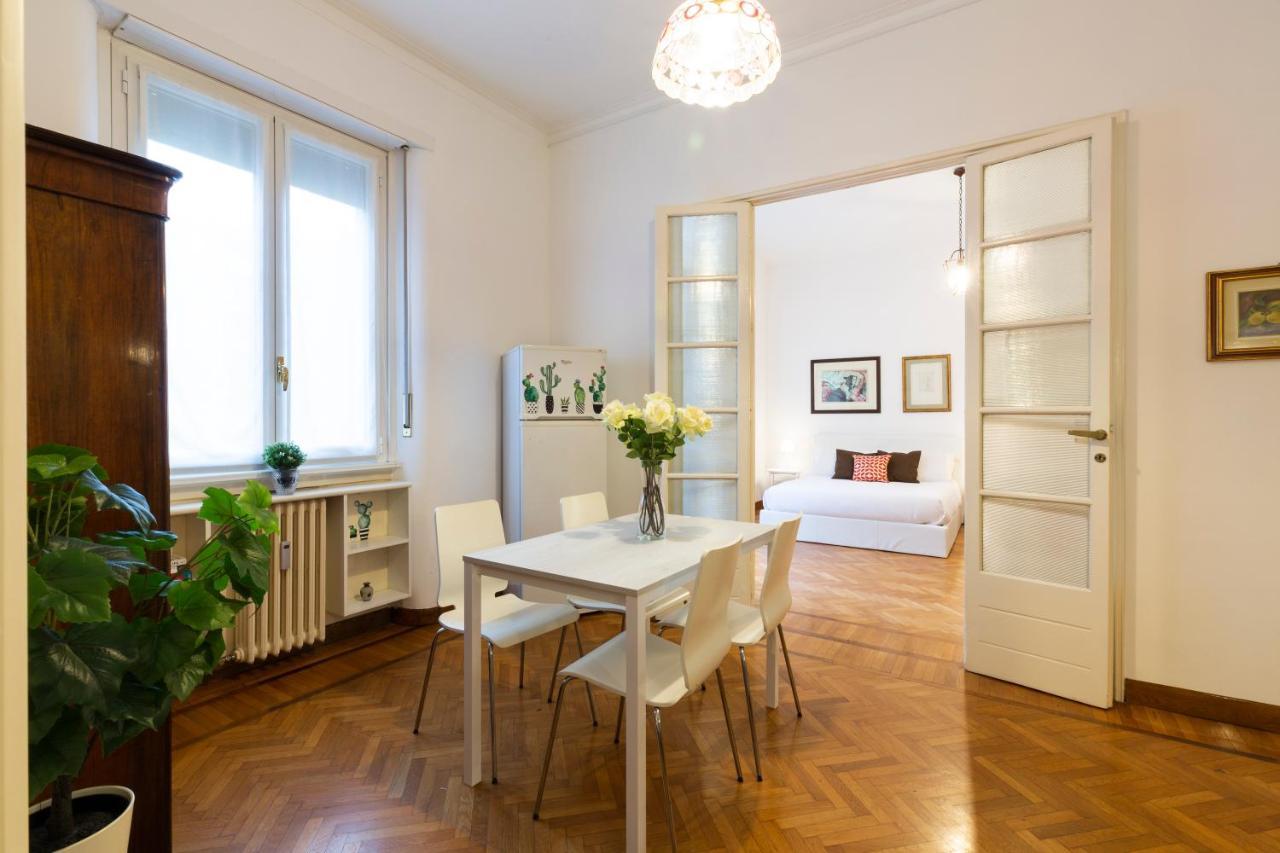 Apartment Living Isola Milan