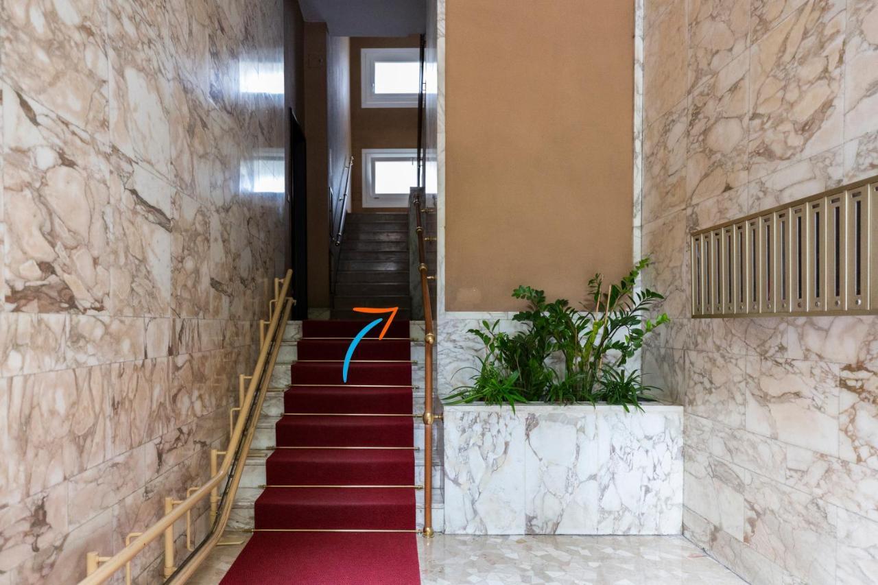 Apartment Living Isola *
