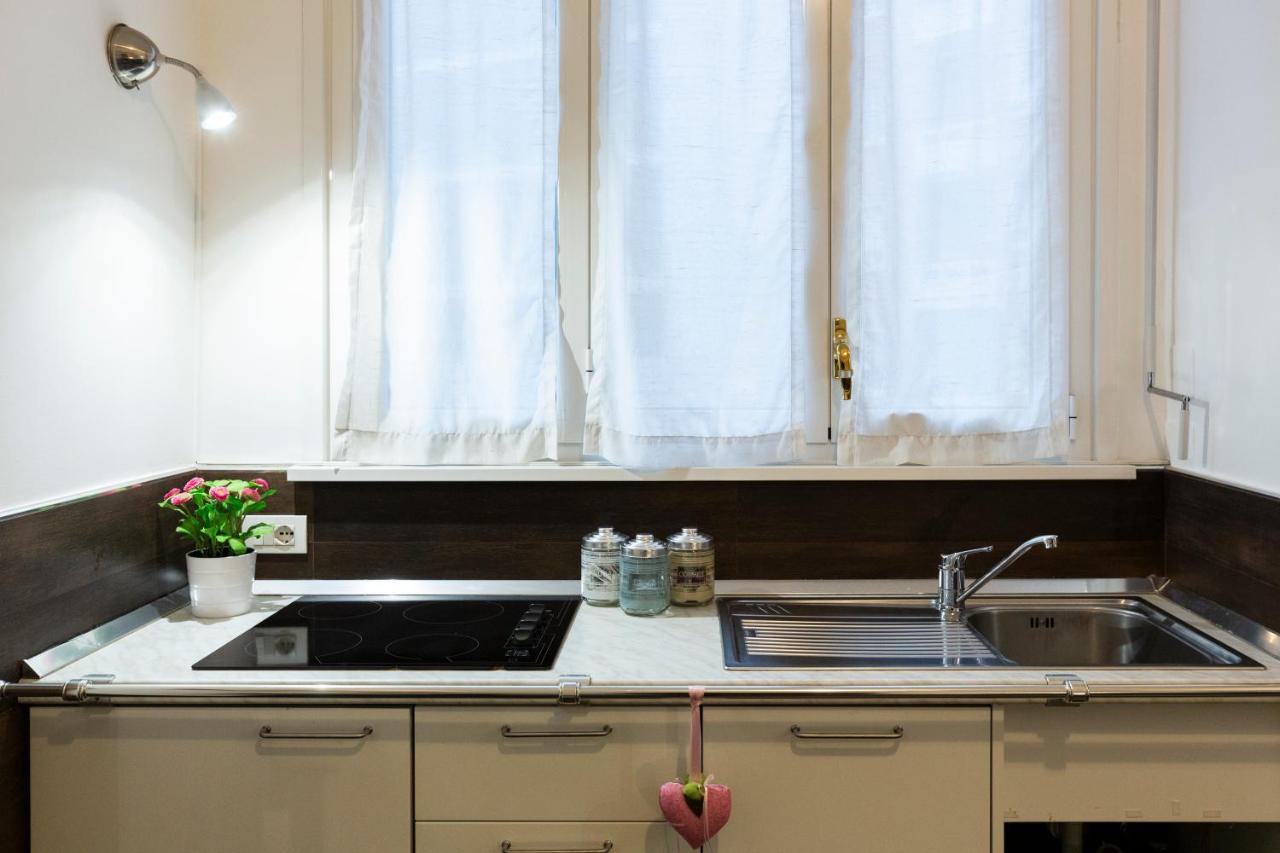 Apartment Living Isola Milan