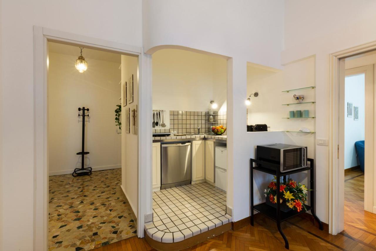 Apartment Living Isola Milan