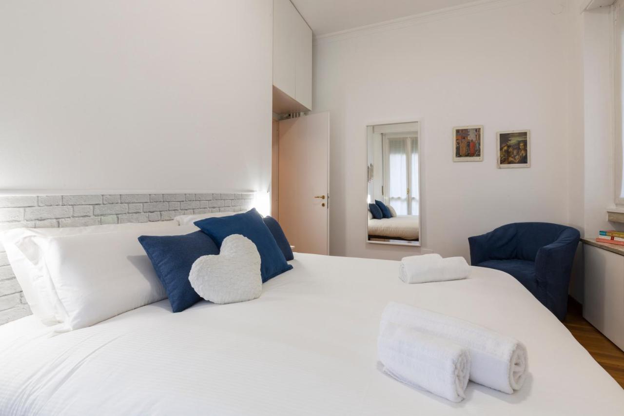 Apartment Living Isola Milan