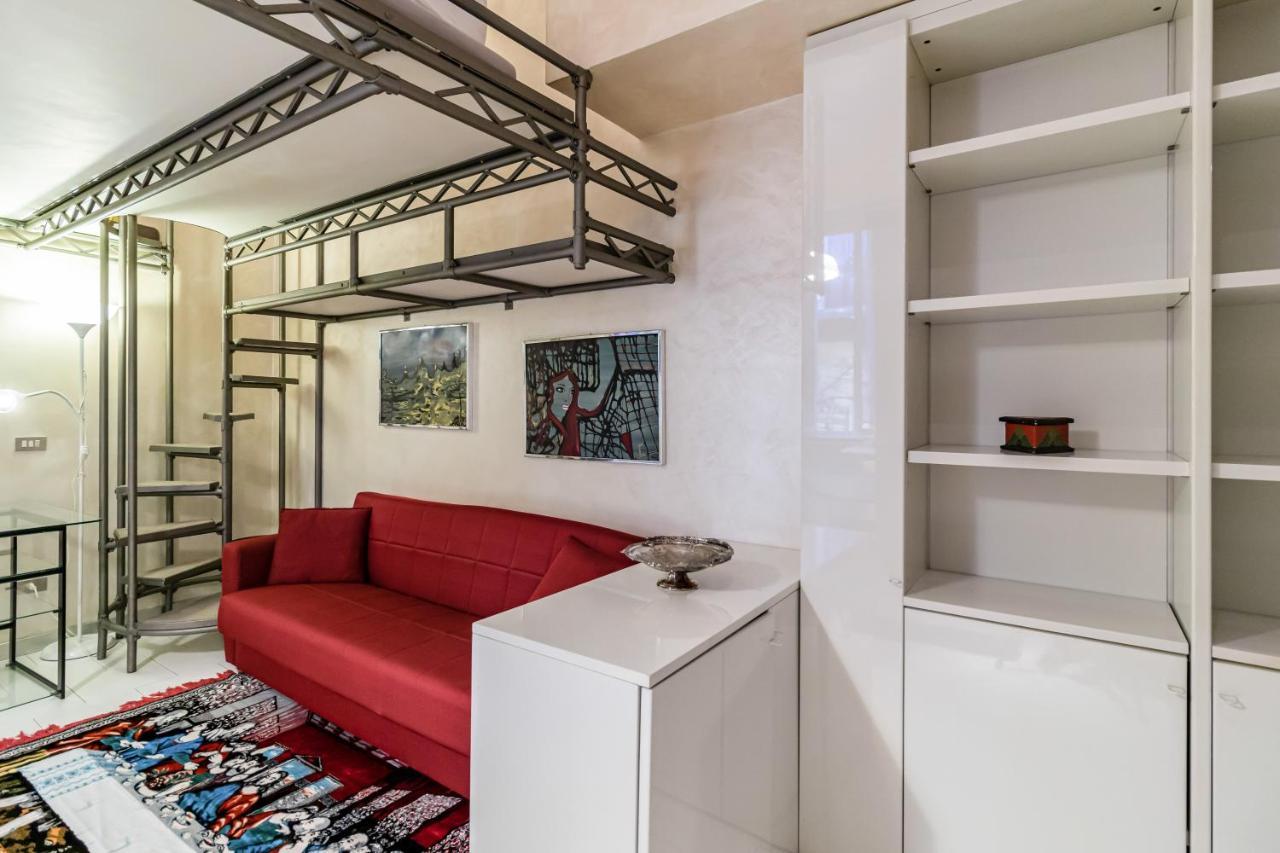 Leilighet Susi's House, Via Pinaroli - By Host4u Milano