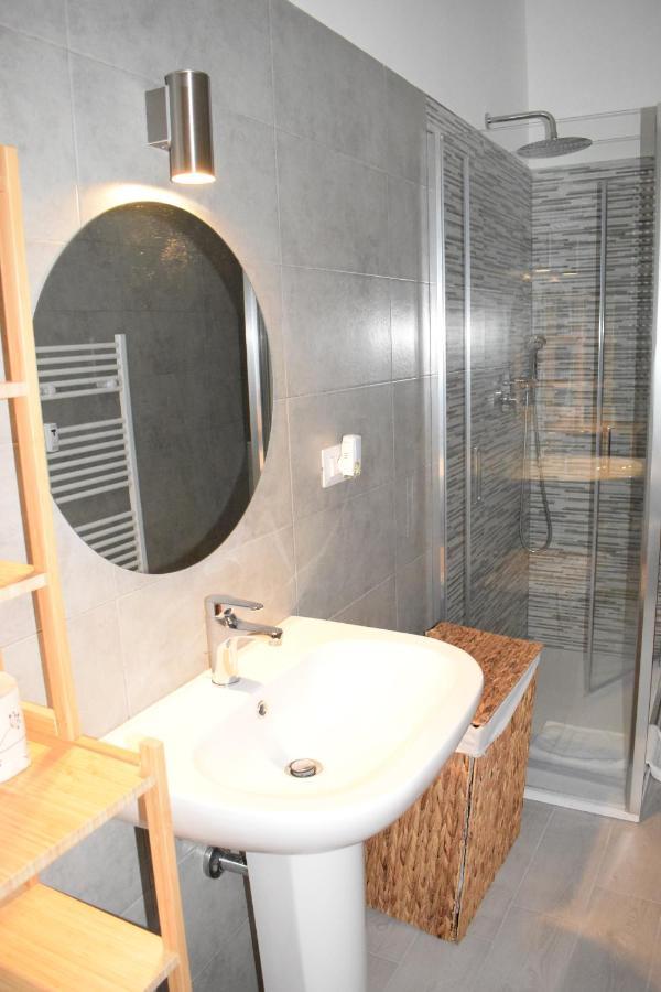 L'arche Comfort&relax - Gambara Square Di Via Palma Apartment *