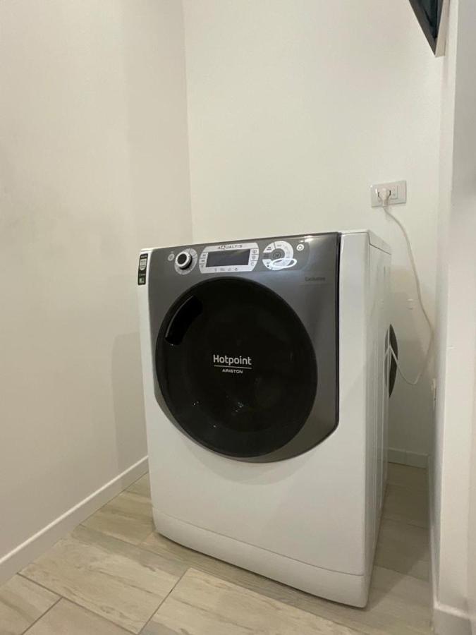 New In Central Appartement Milaan